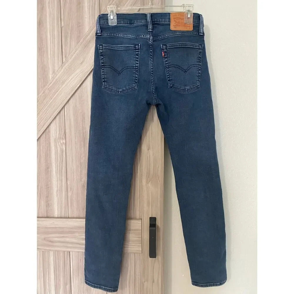 NEW Levi’s 510 slim taper 30 x 32